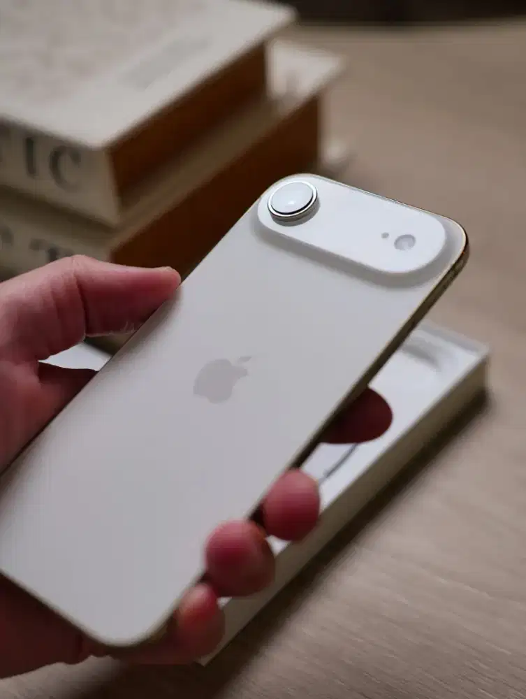 Apple iPhone Air 256GB, Cloud White Bisa Tukar Tambah/Cicilan 0%