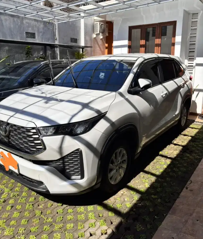 Jual Zenix G Hybrid 2024 Low KM