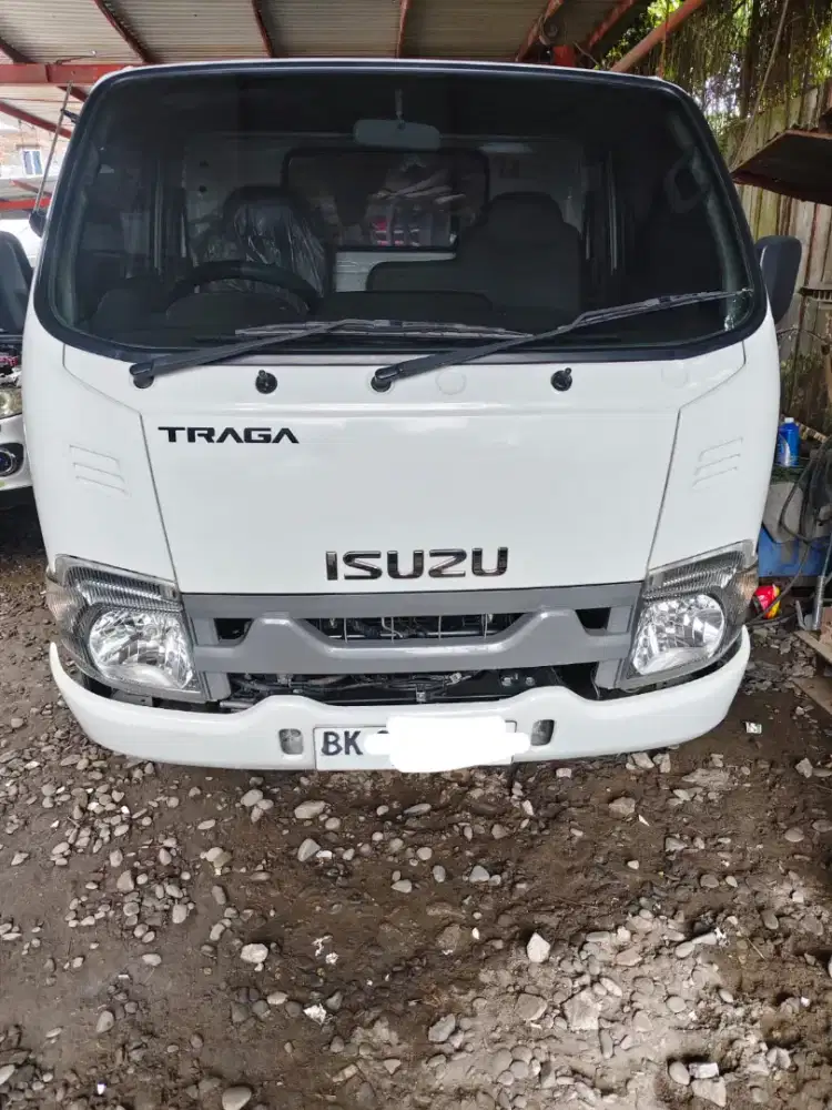Isuzu traga pick up