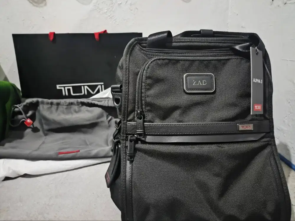 TUMI Alpha 3 ( Tas selempang TUMI)