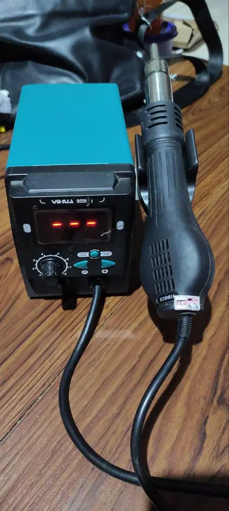 Solder Uap Hot Air Rework Yihua 959 D