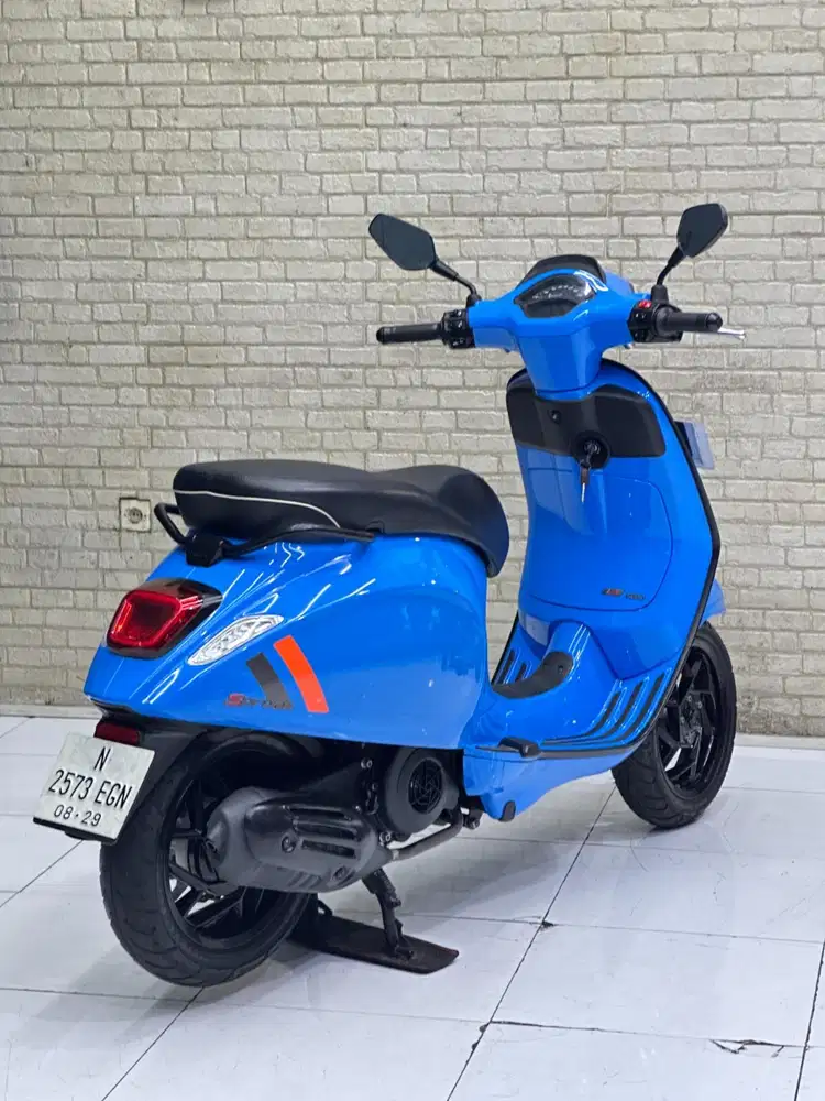 TERMURAH‼️Vespa Sprint S150 ABS 2024 Blue Favorit - Mustika Motoshop