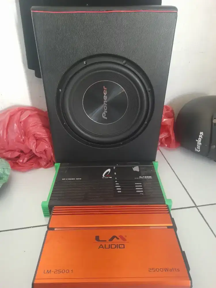 Audio mobil udah 1 set tinggal pasang