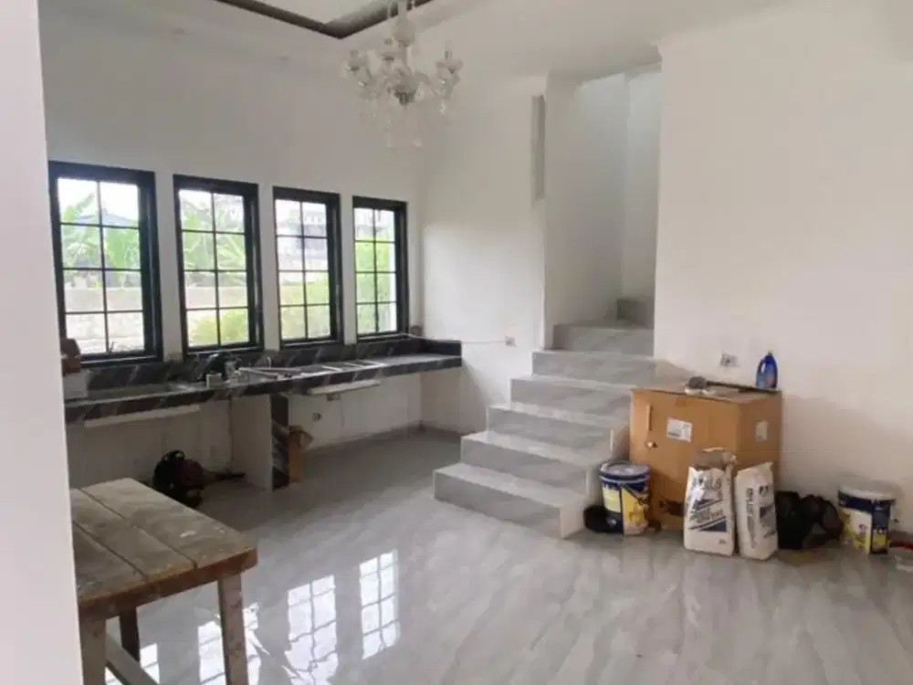 RUMAH CANTIK LANTAI 2 DESAIN MODERN MEWAH DEKAT JALAN UTAMA GODEAN