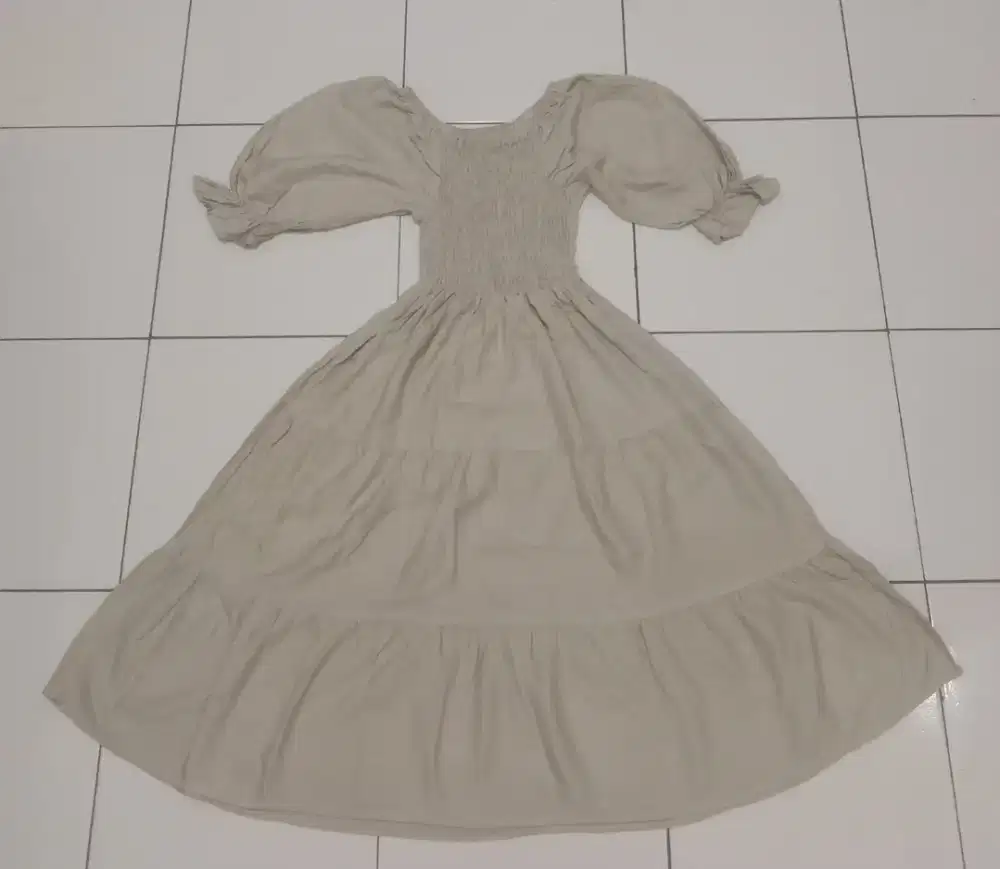 Baju dan dress preloved (semua baru 1x pakai)