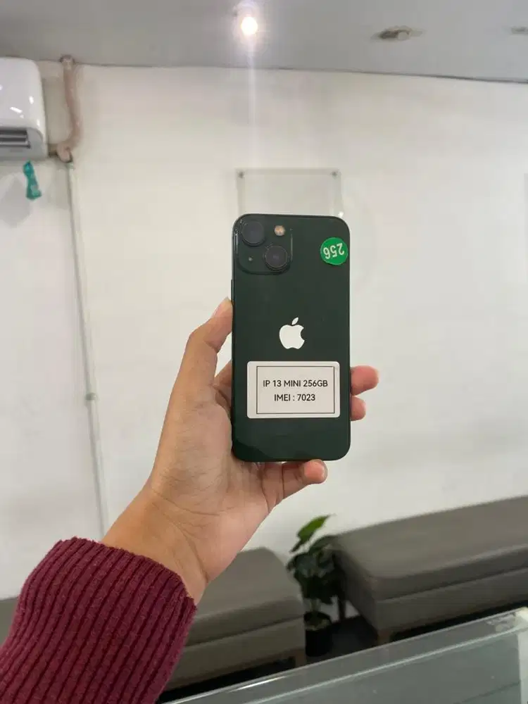 IPHONE 13 MINI 256GB FULLSET NOMINUS MENERIMA TT/KREDIT