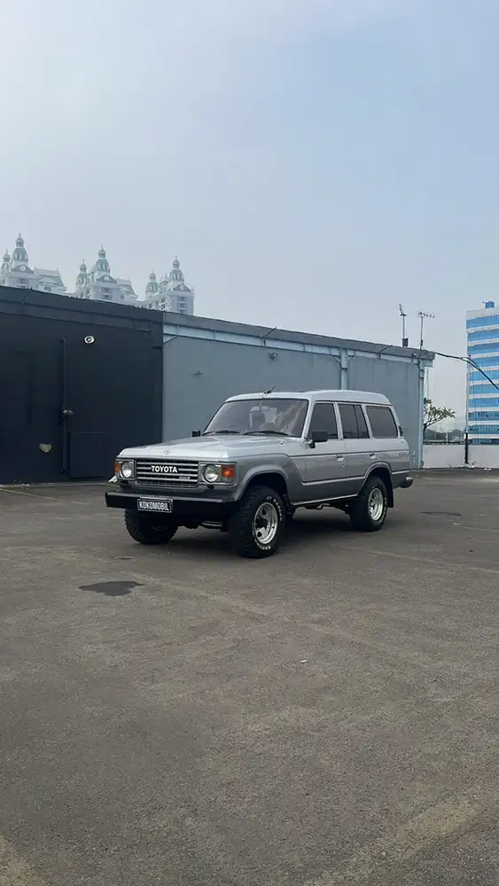 Toyota Land Cruiser BJ60 Diesel
