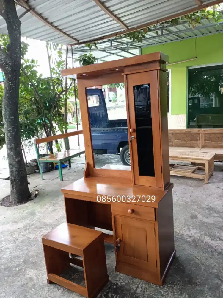 Meja rias jati jati