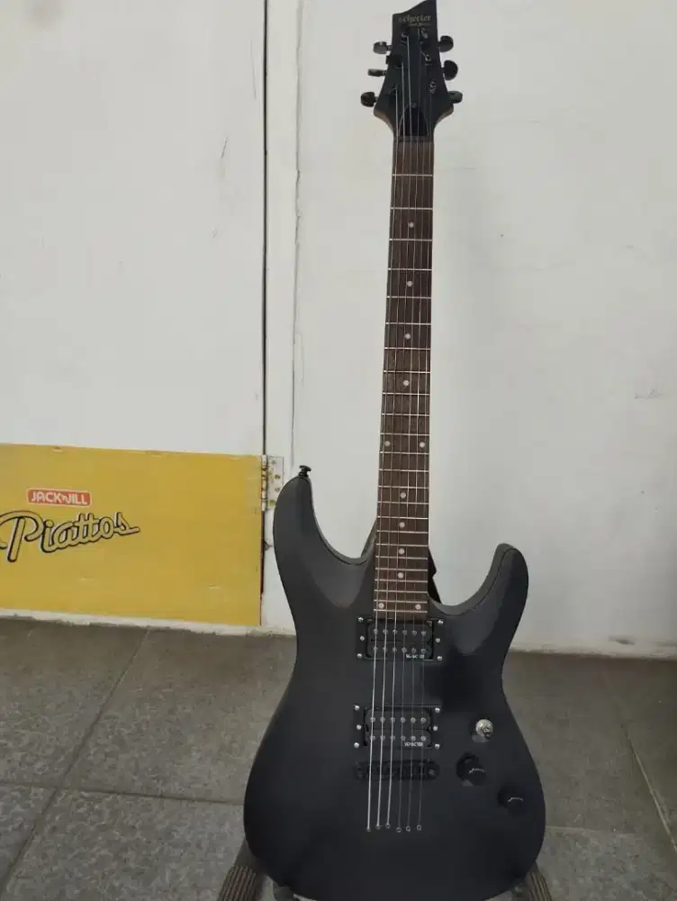 Gitar Electric Scheckter mulus 100%
