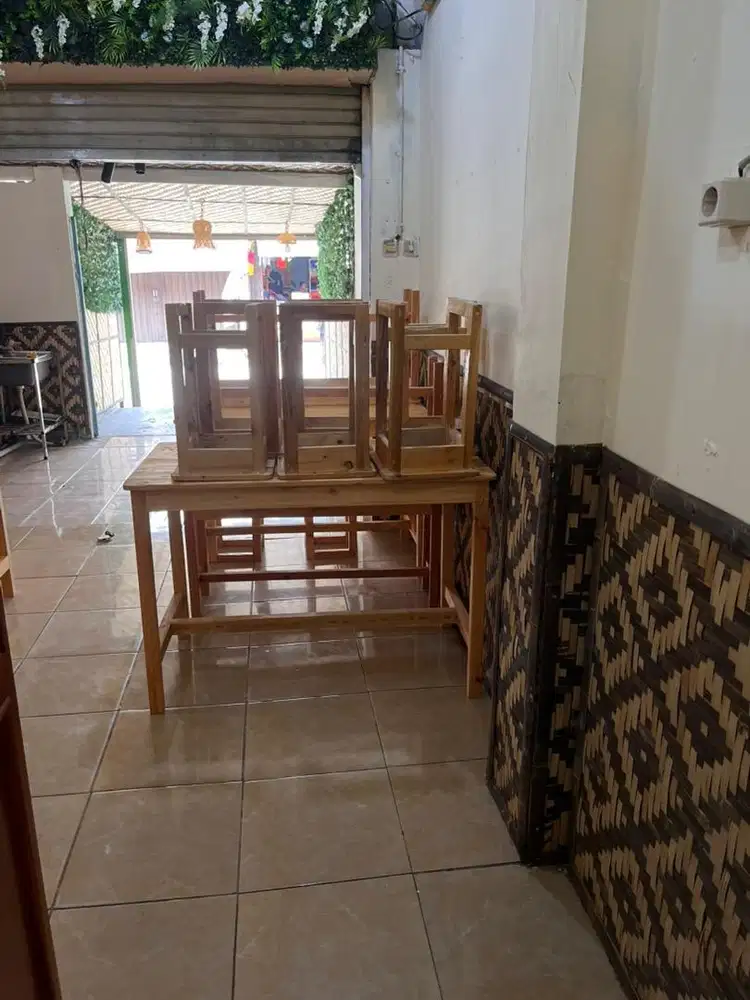 Furnitur set bangku restoran