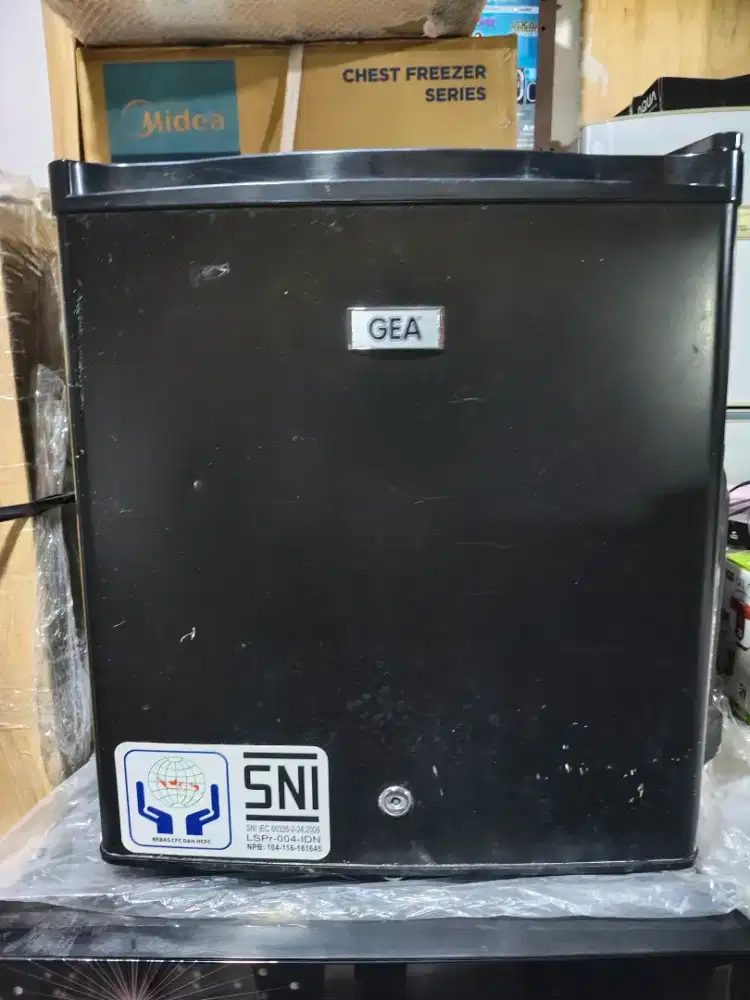 Kulkas Mini Gea Watt listrik irit cocok untuk kos