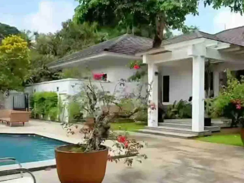 Rumah Mewah Siap Huni Dalam Komplek Elite Cinere