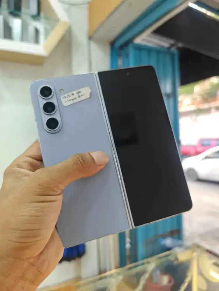Samsung fold 5 mines layar dlm mati 512 gb