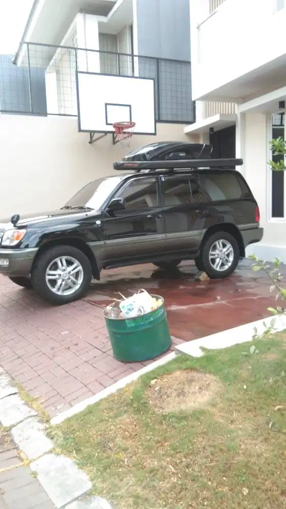 Land cruiser cygnus V8 At