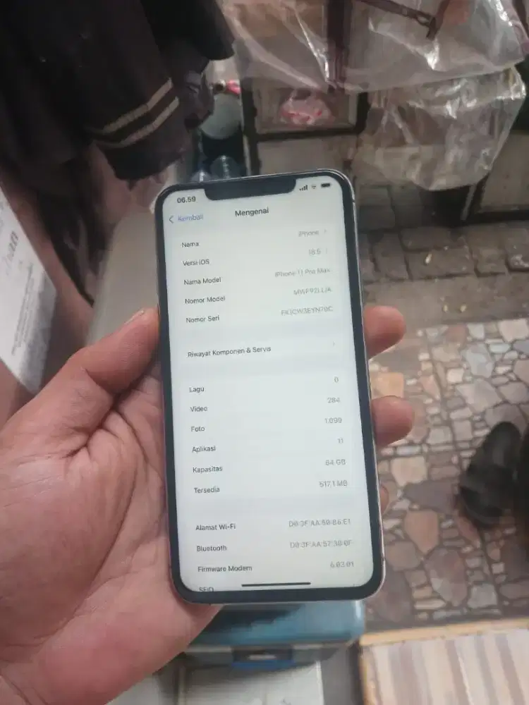 Jual cepat iPhone 11 pro max 64gb inter