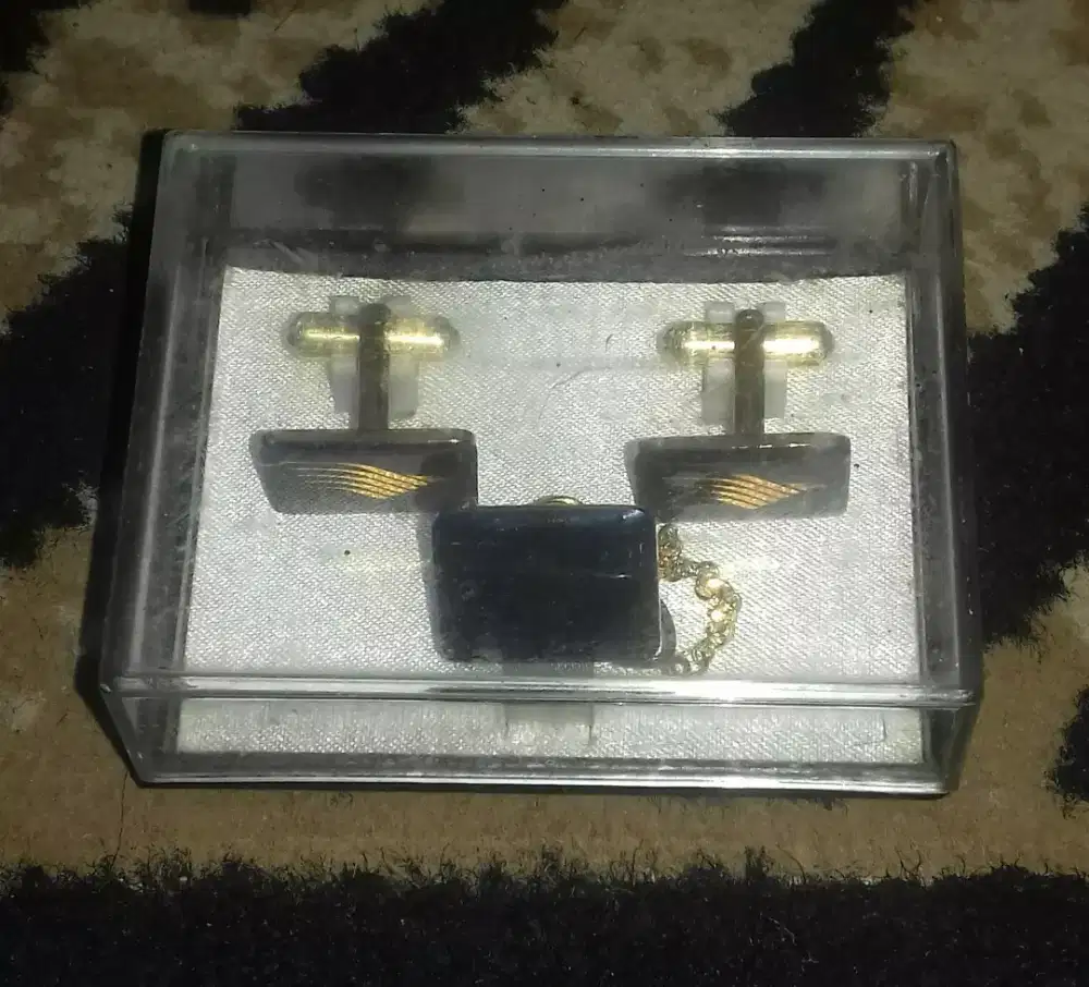Cufflink aksesoris kemeja & jas