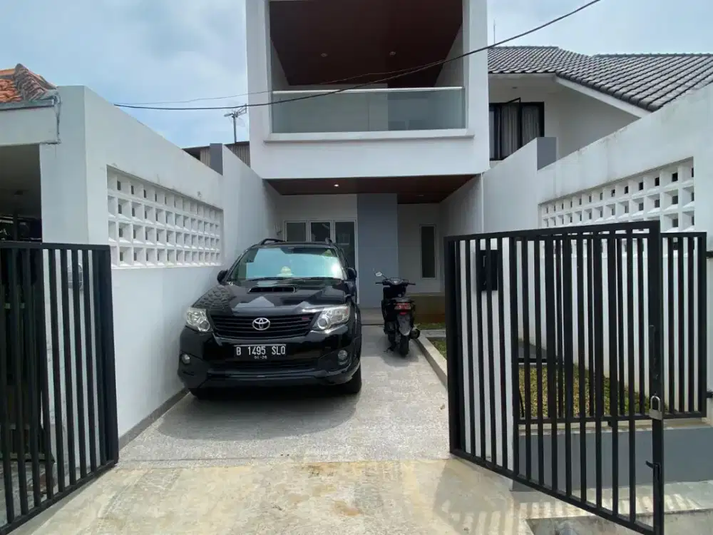 Dijual Rumah baru pondok labu depan lapangan tenis strategis siap huni