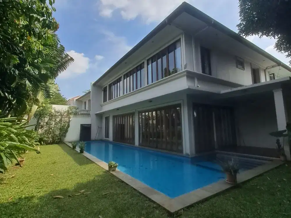 FOR RENT – MODERN HOUSE WITH POOL AND GARDEN IN QUIET AREA OF KEMANG DALAM