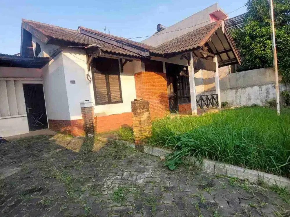 Rumah Hitung Tanah Lokasi Elit Kemang Pratama