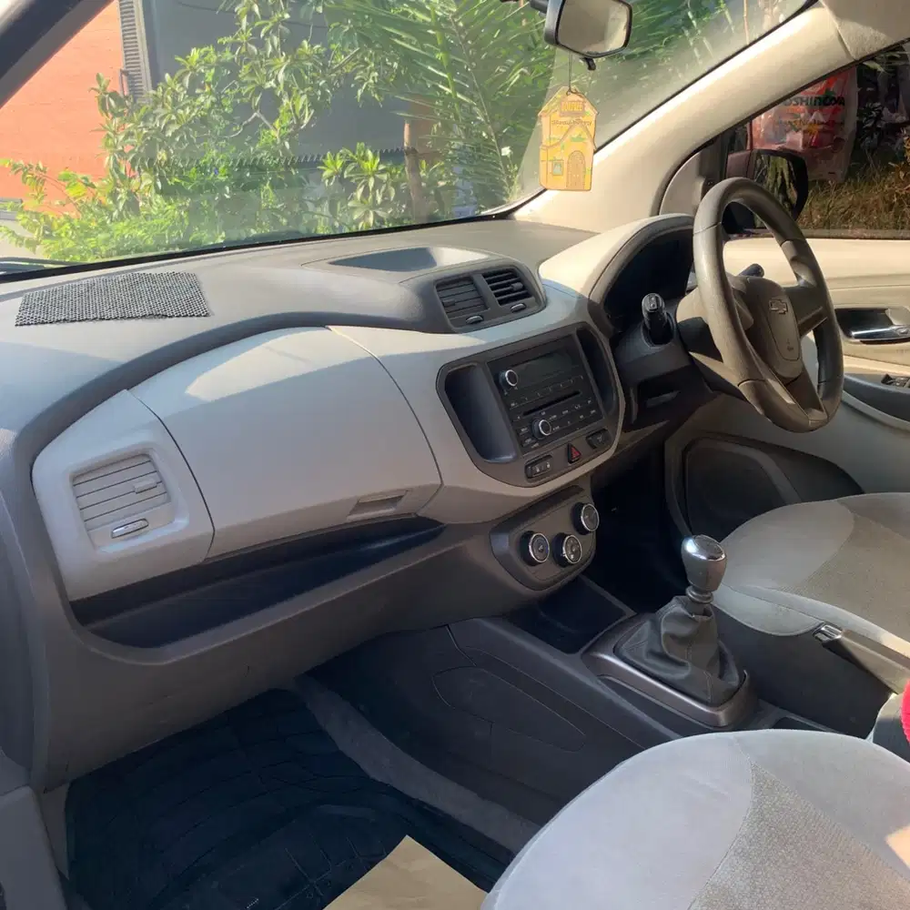 Chevrolet Spin 2014 Bensin
