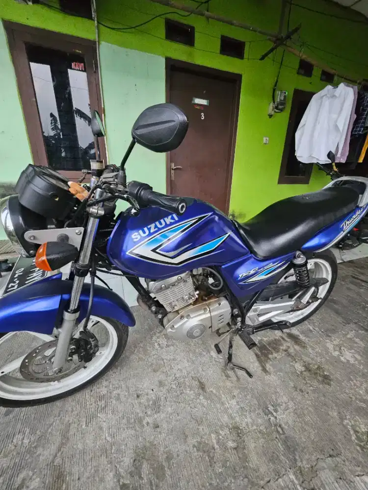 Jual suzuki thunder kinclong