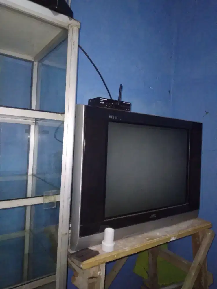 TV JVC 29'+setopbok