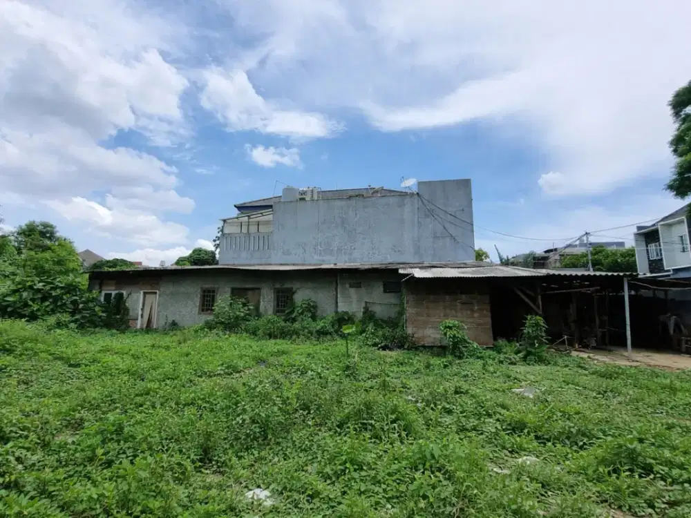 Tanah Kosong Strategis di Lokasi Prime Jaksel | Kesempatan Investasi dengan Akses ke Fasilitas Utama - HARGA NEGO SAMPAI JADI!