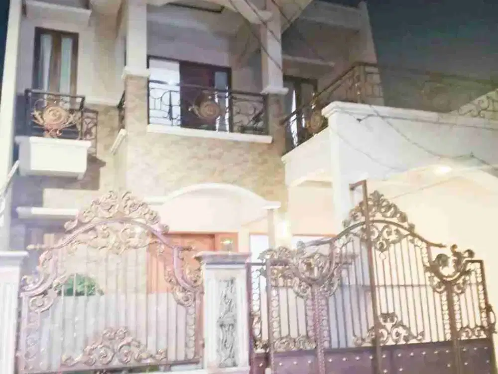 RUMAH MEWAH JUAL CEPAT..! KOMPLEK PENGGILINGAN CAKUNG - JAKARTA TIMUR