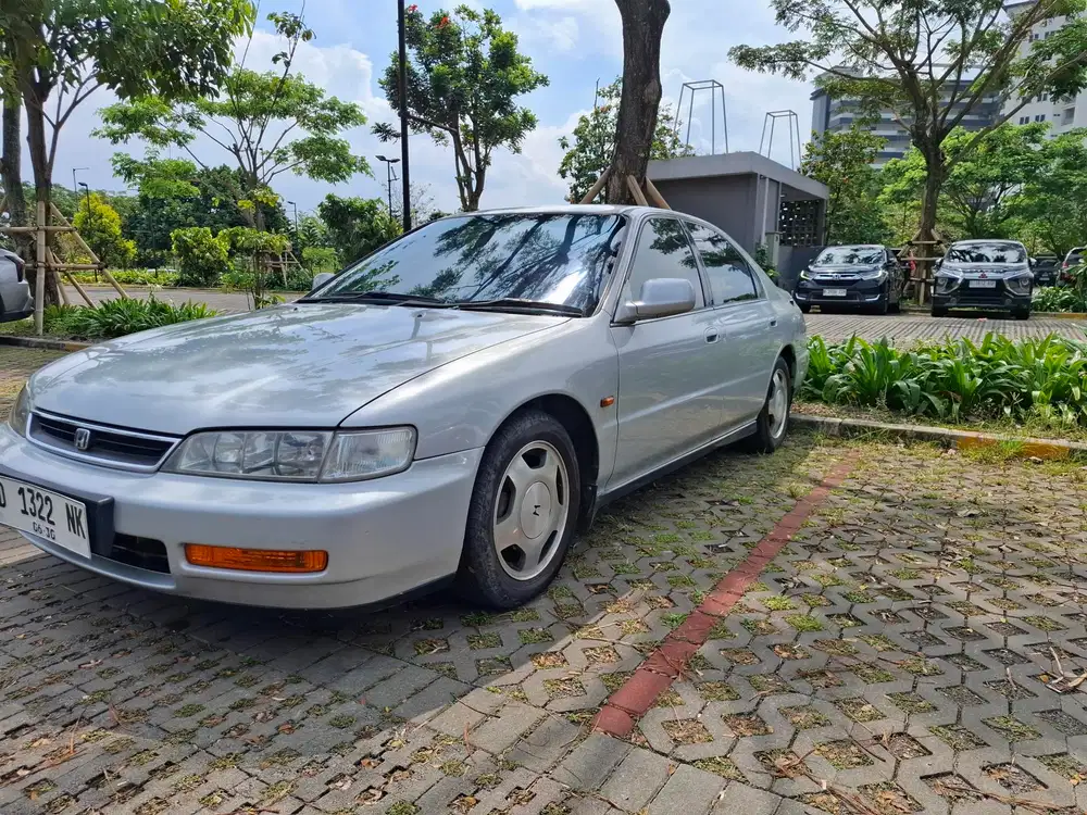 Honda Accord 1996 Bensin