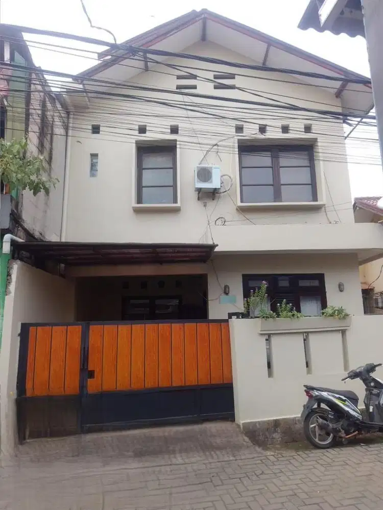 Dijual rumah kavling 2 lantai Jatiwaringin Pondok Gede