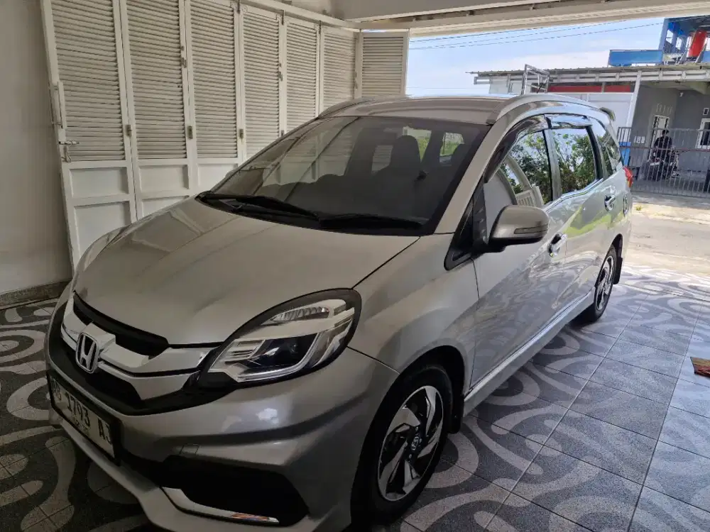 Mobilio rs 2015 automatic