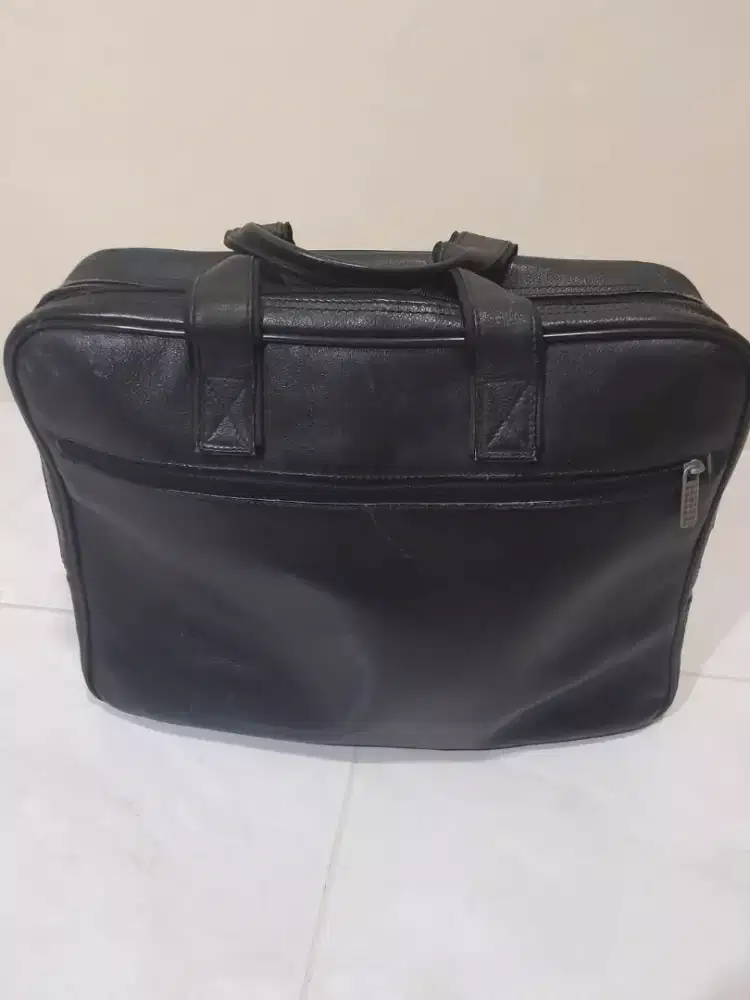 Tas Kulit  40 Cm