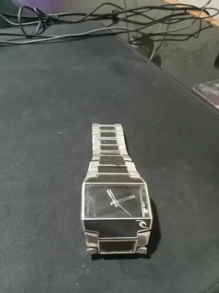 Jam Tangan Merk Rip Curl (Ori)