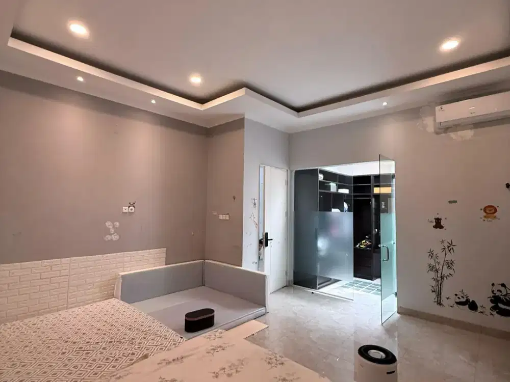 Rumah Lebar 12 Cluster Saan Lorenzo - il Lago gADING serpong