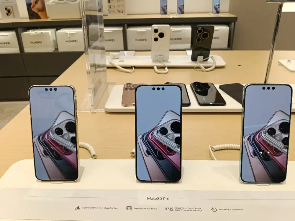 HUAWEI MATE 80 PRO