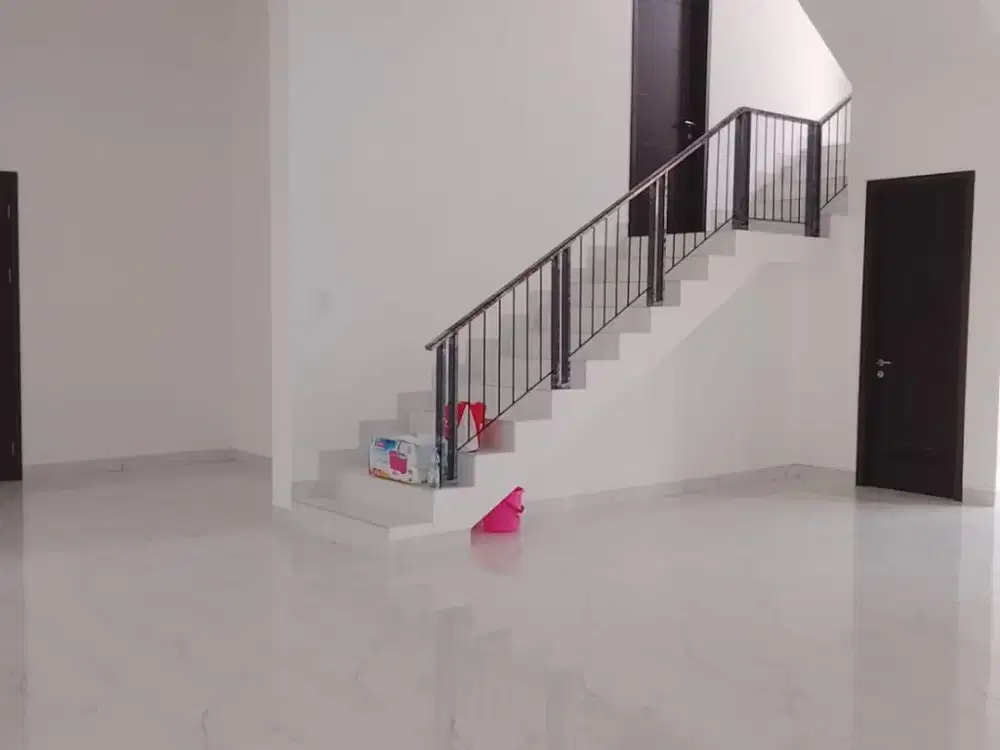 sewa rumah permata hijau residence PIK 2 uk 12x20m kosongan