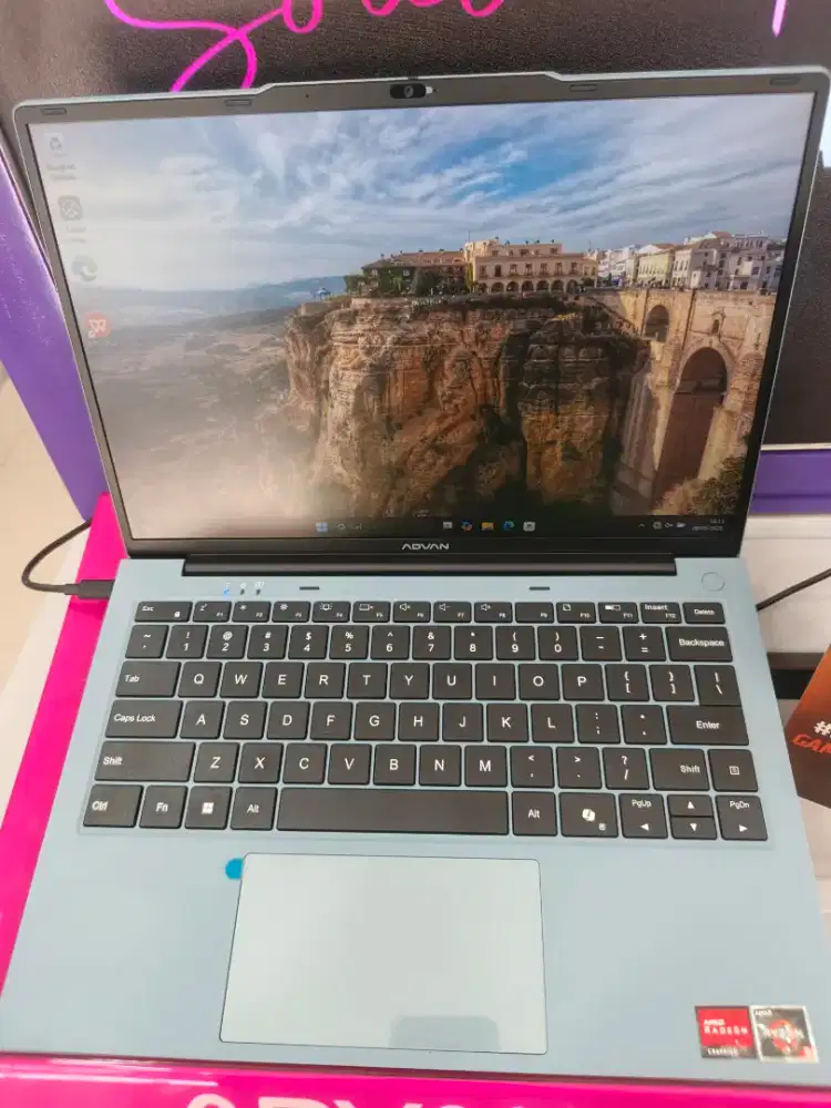 Laptop Advan Workmate 5