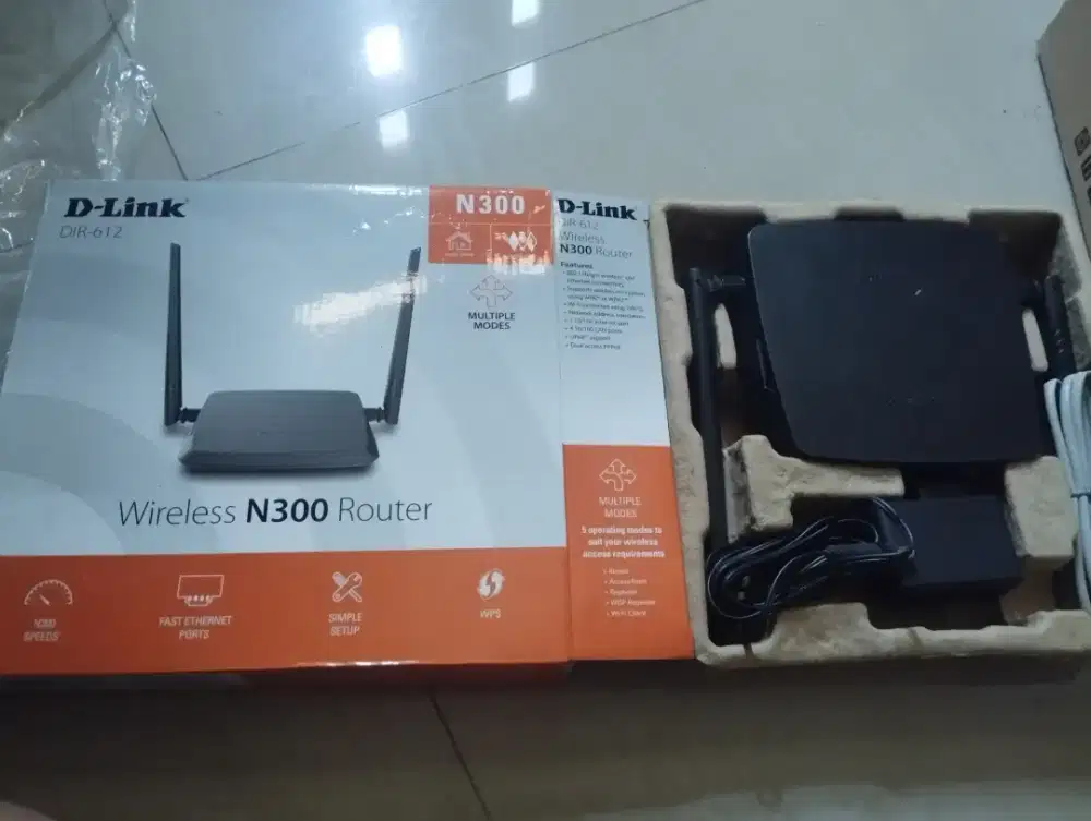 D-Link DIR-612 Wireless N300 Router