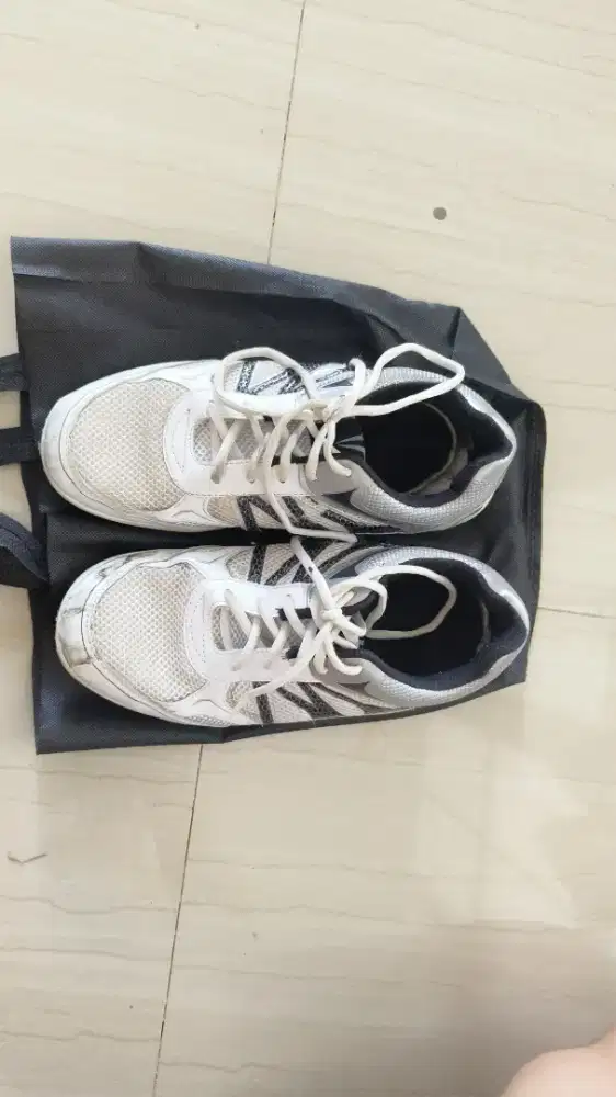 Dijual Sepatu Tosant Kondisi ok