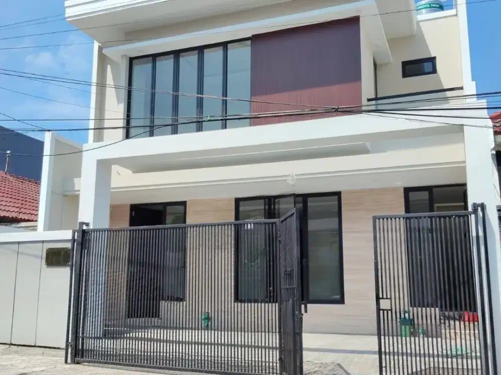 Dijual Rumah Baru Boulevard di Sutorejo Utara Raya Mulyosari