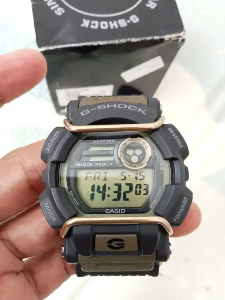 Jam Pria G Shock GD-400-9DR