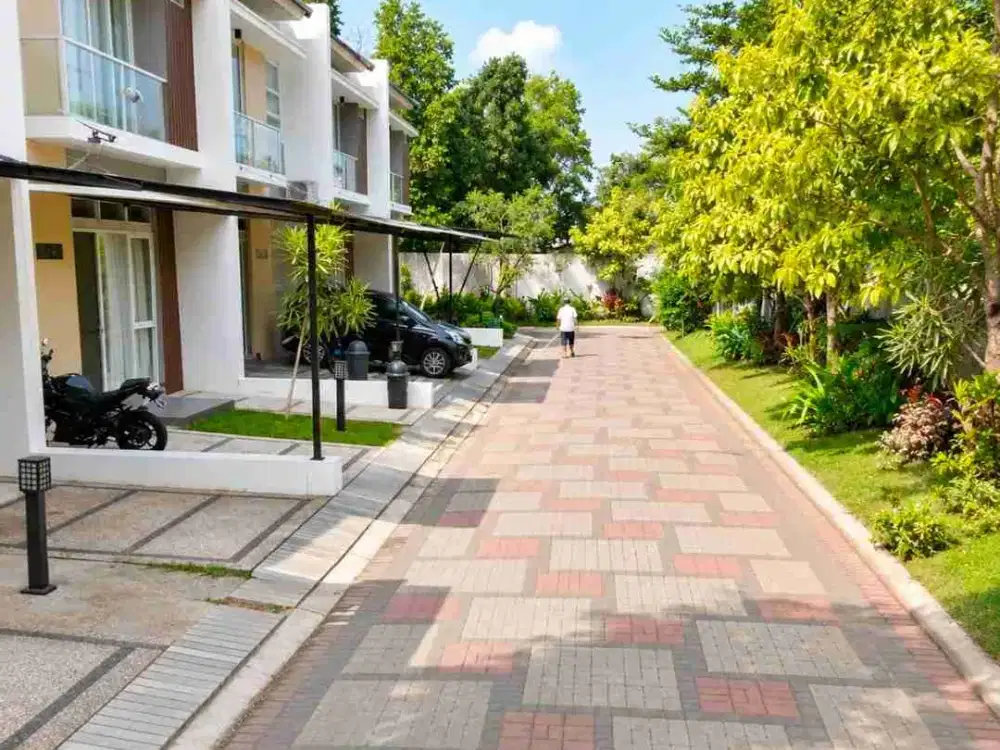 Rumah dijual lokasi strategis dekat stasiun pondok ranji di Bintaro Park 2
