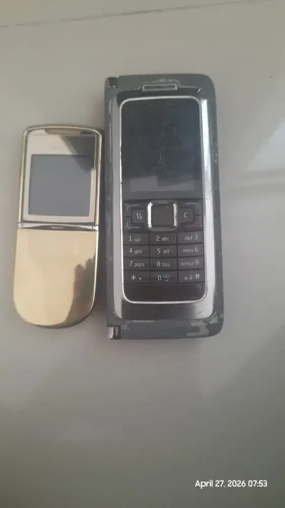 Dijual HP Nokia E90 dan Sirocco 8800