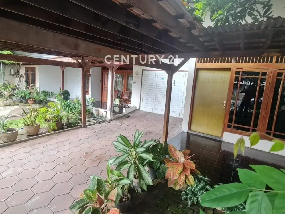 Dijual Cepat Rumah Cocok Untuk Usaha Di Pinggir Jalan Semarang