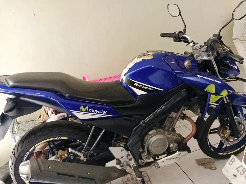 VIXION MOVISTAR TAHUN 2016 MULUSS MESIN ALUSS MASIH ORI PAJAK IDUP