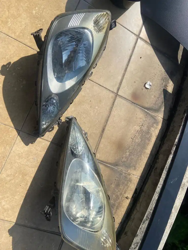 Headlamp honda jazz ge8 2010
