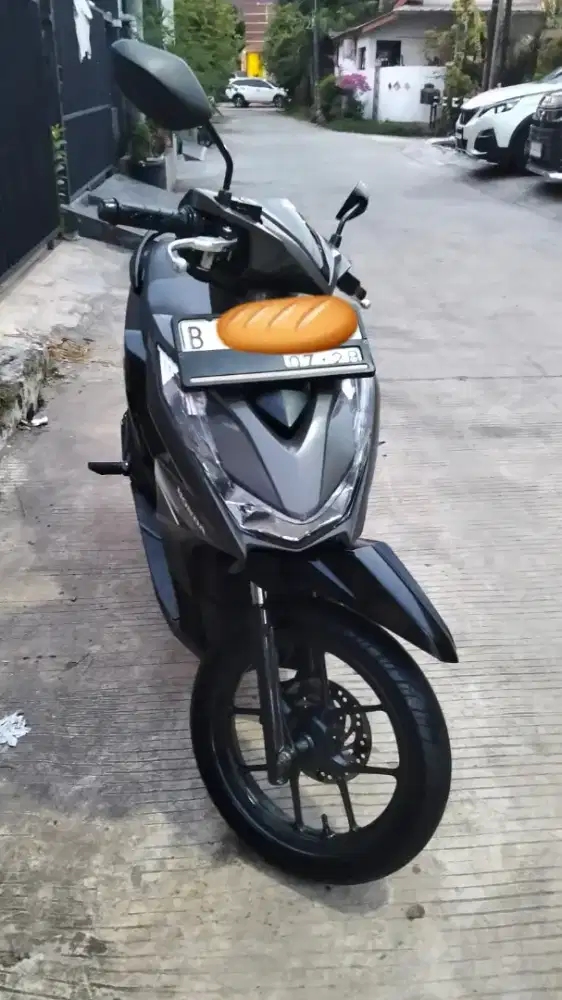 Dijual motor Honda beat