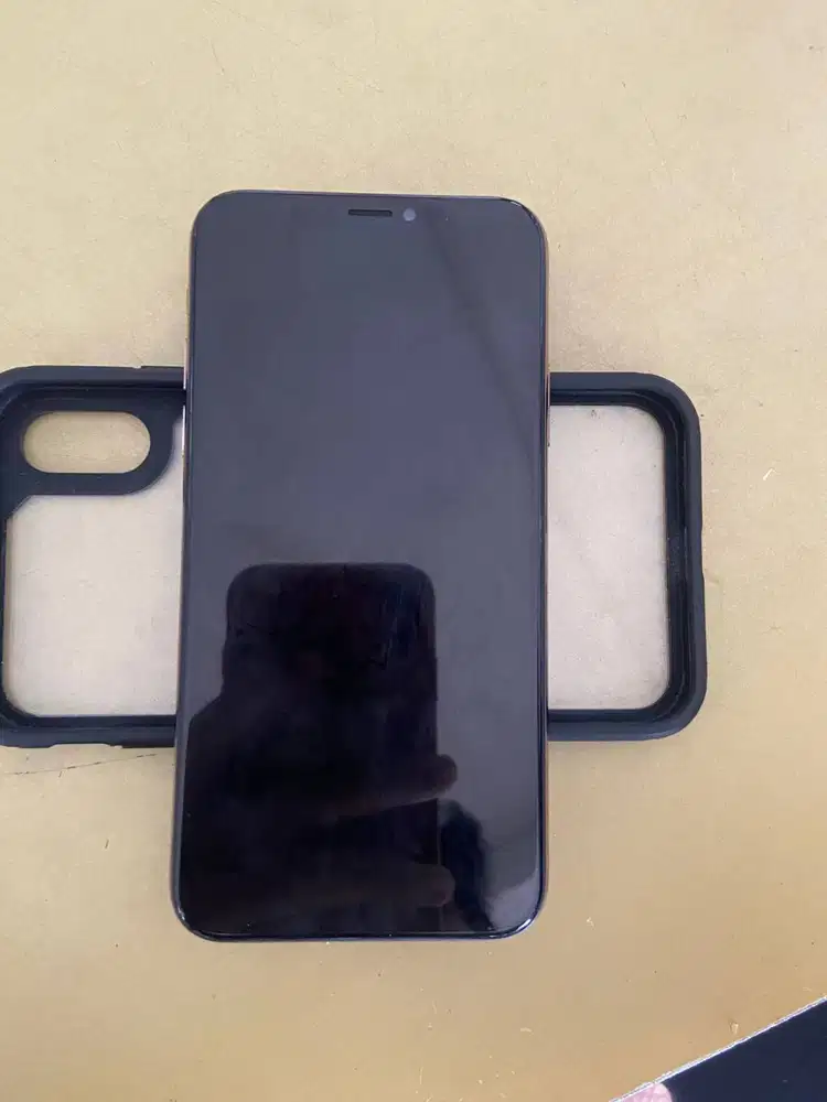 DIJUAL IPHONE XS 256GB EX IBOX (NEGO)
