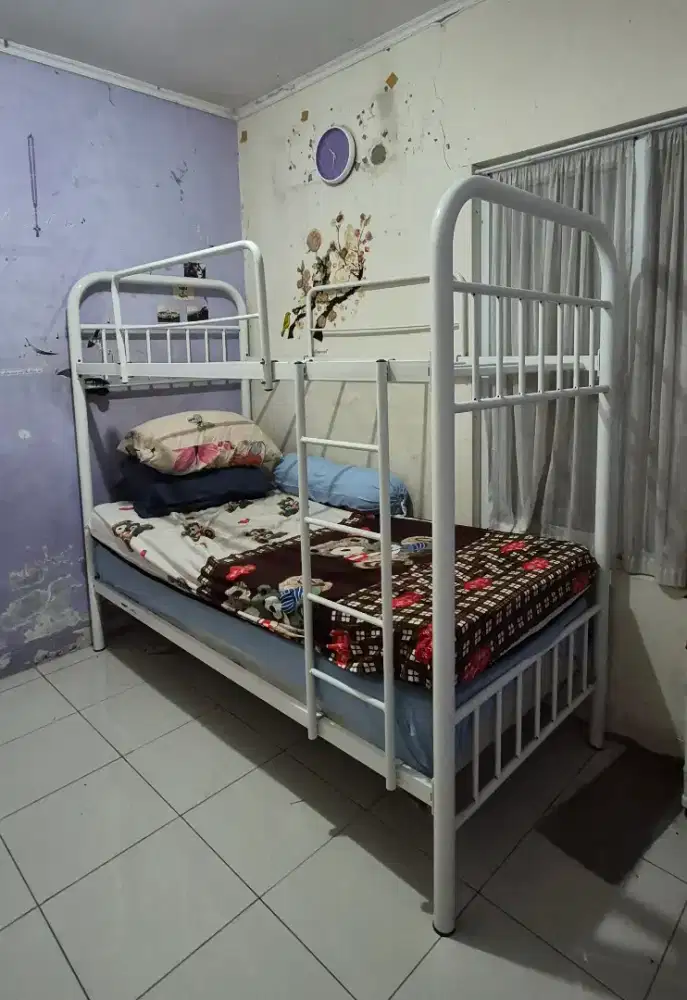 Tempat tidur susun besi 100x200