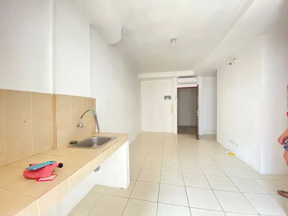 Disewakan Tipe 2 Kamar Unfurnish di Apartemen Mediterania Garden 2, View Tribecca